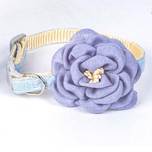 Load image into Gallery viewer, 1 cm Camellia Flower Adjustable Cat Collar
